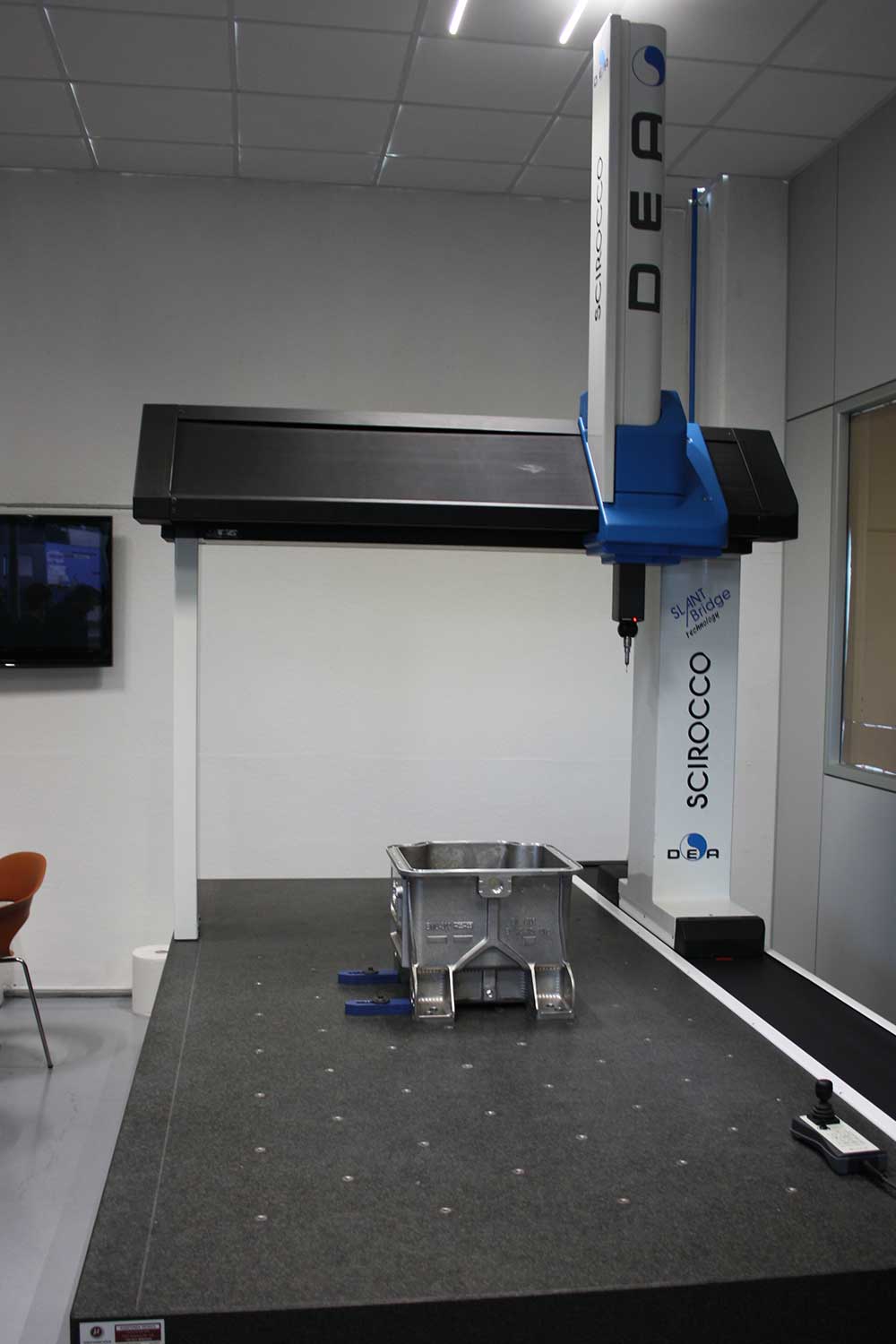 laboratorio-analisi-alluminio-microscopio-stereo